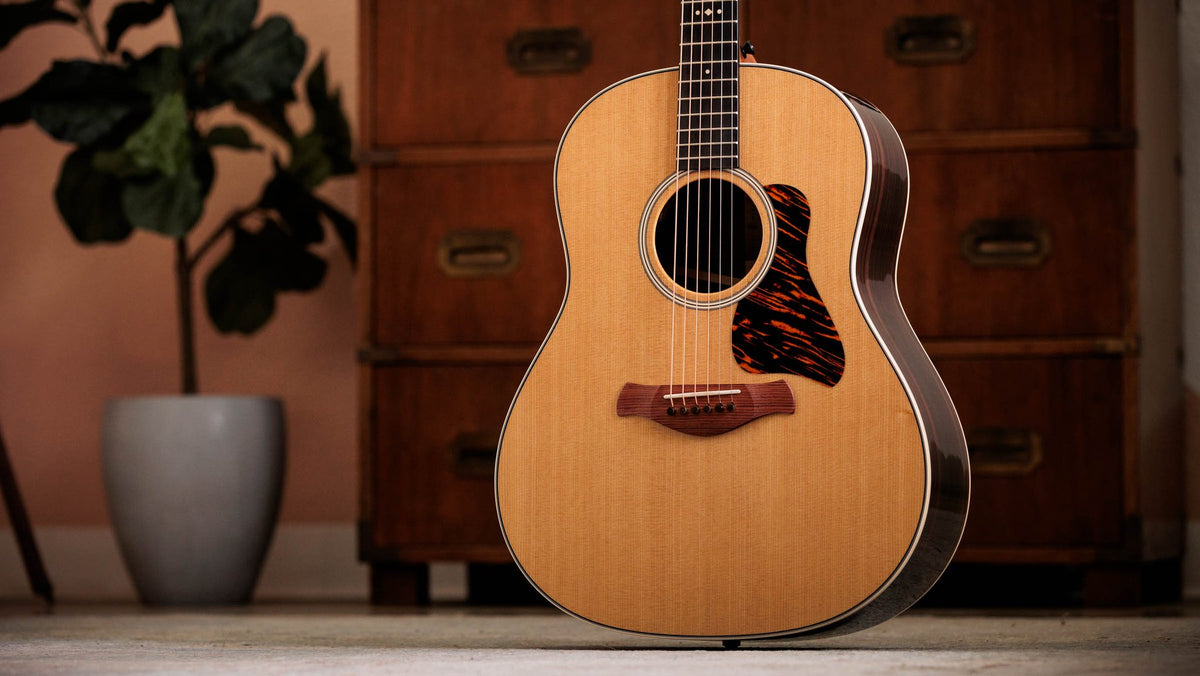 Đàn guitar acoustic điện Taylor Gold Label 717e mặt Natural – ảnh chính hãng chụp nằm ngang