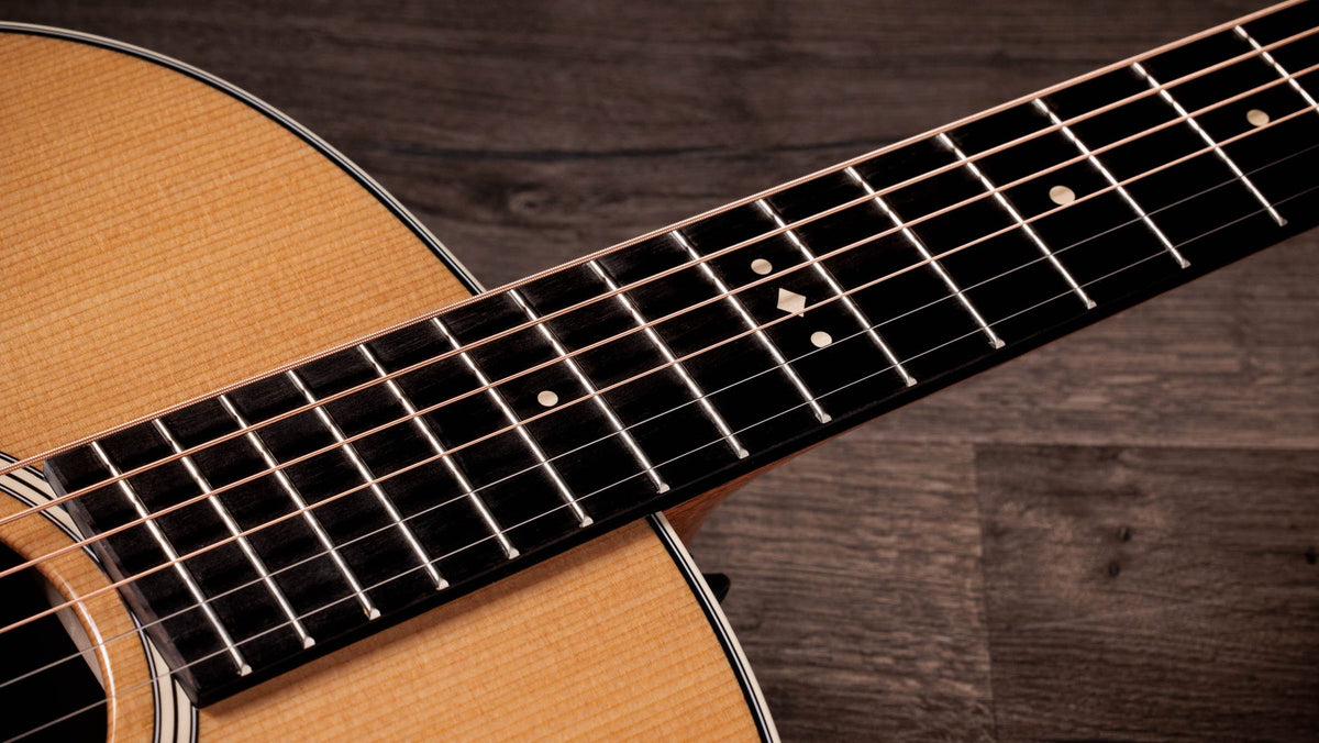 Đàn guitar acoustic điện Taylor Gold Label 717e mặt Natural – cận cần đàn và mặt phím