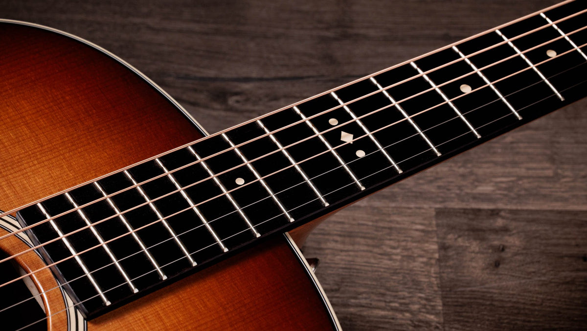 Đàn guitar acoustic điện Taylor Gold Label 717e mặt sunburst nâu vàng, pickguard kem – cận cần đàn và mặt phím