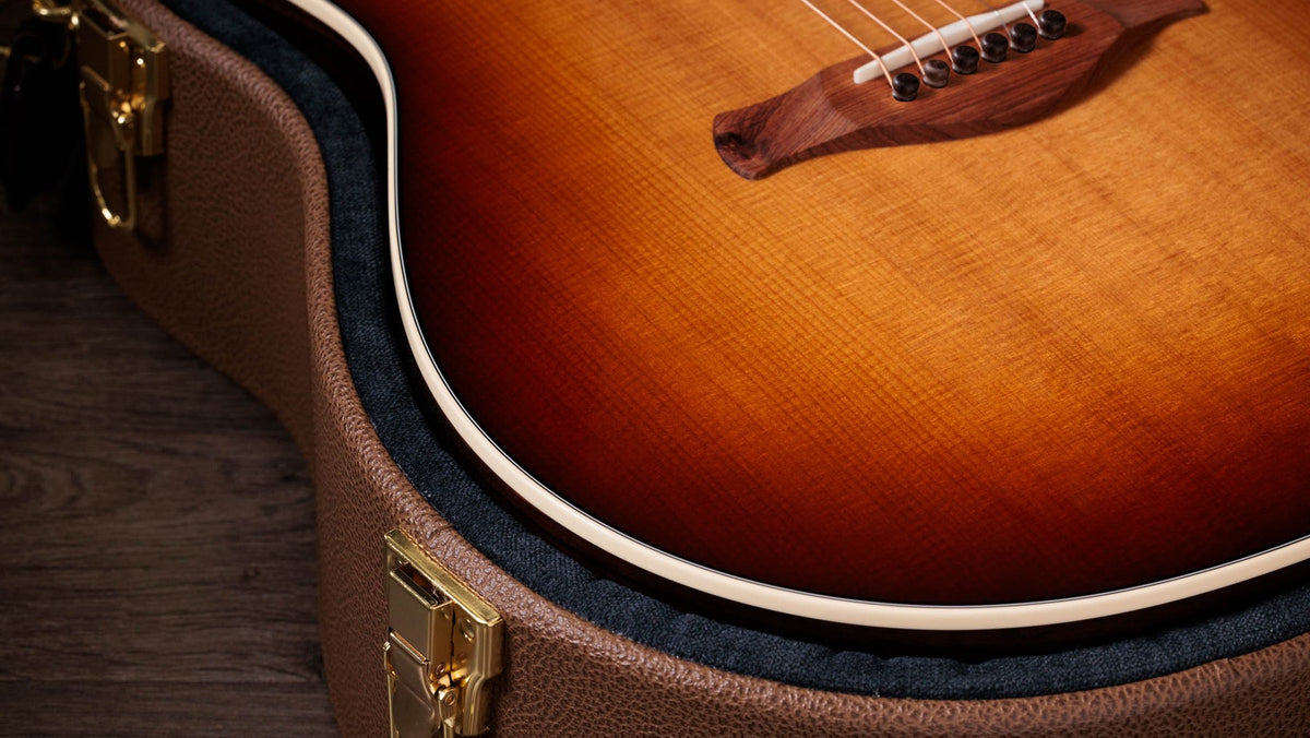 Đàn guitar acoustic điện Taylor Gold Label 717e mặt sunburst nâu vàng, pickguard kem – cận chi tiết hoàn thiện
