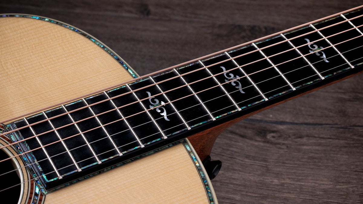 Đàn guitar acoustic điện Taylor Gold Label 914e mặt Natural – cận cần đàn và mặt phím