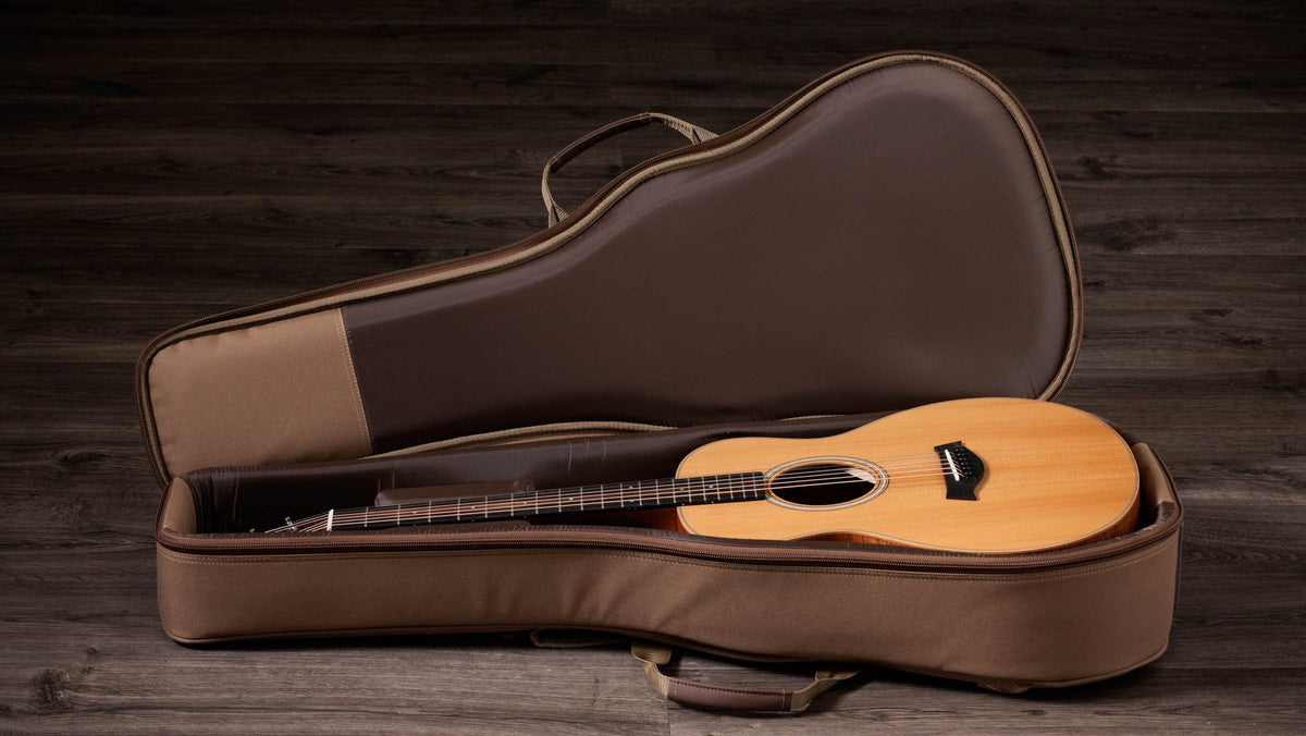 Đàn guitar acoustic điện Taylor GS Mini-e LTD Figured Koa màu Natural – bao đàn đi kèm (góc 2)