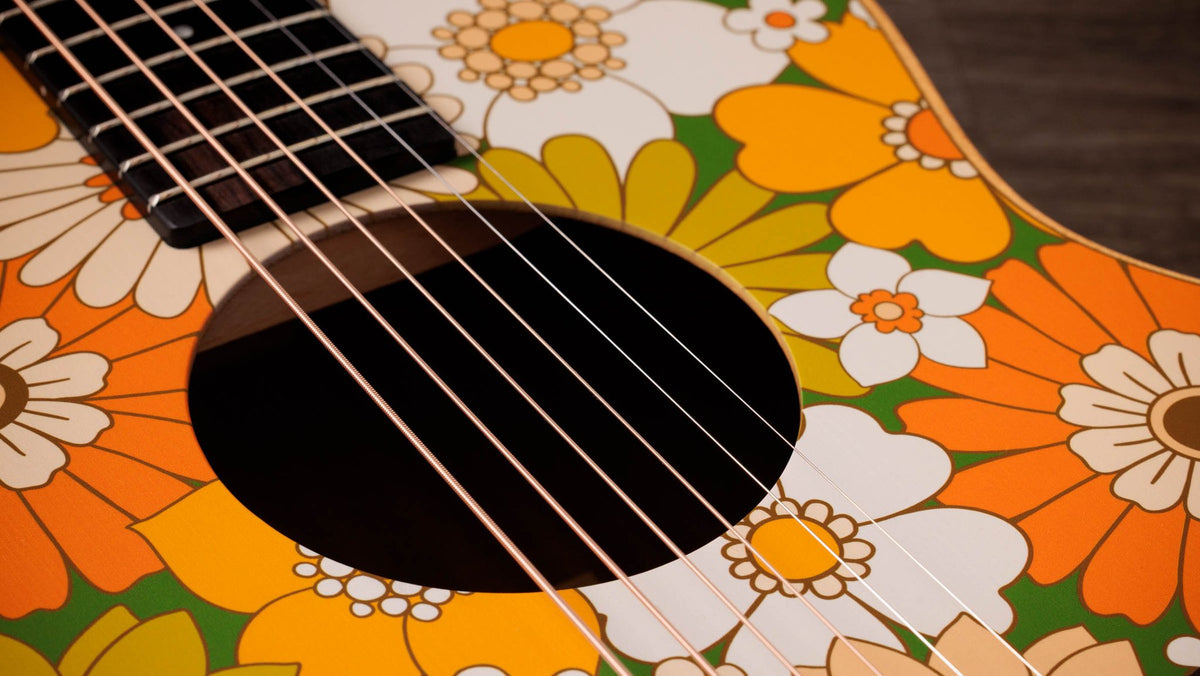 Đàn guitar acoustic điện Taylor GS Mini-e Special Edition màu Floral Green – cận hoa văn viền lỗ thoát âm (rosette)