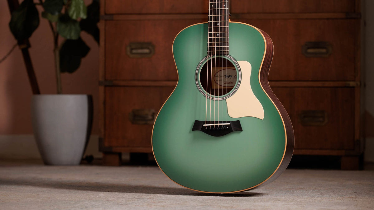Đàn guitar acoustic điện Taylor GS Mini-e Special Edition màu Vintage Teal Burst – ảnh chính hãng chụp nằm ngang