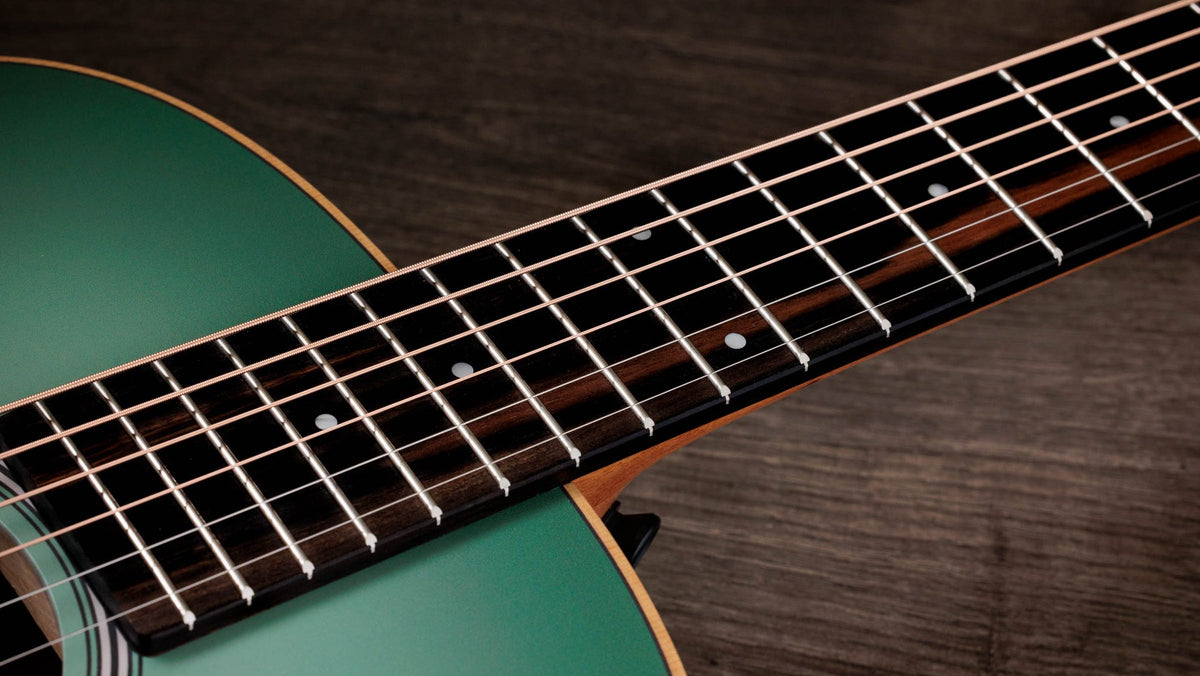 Đàn guitar acoustic điện Taylor GS Mini-e Special Edition màu Vintage Teal Burst – cận cần đàn và mặt phím