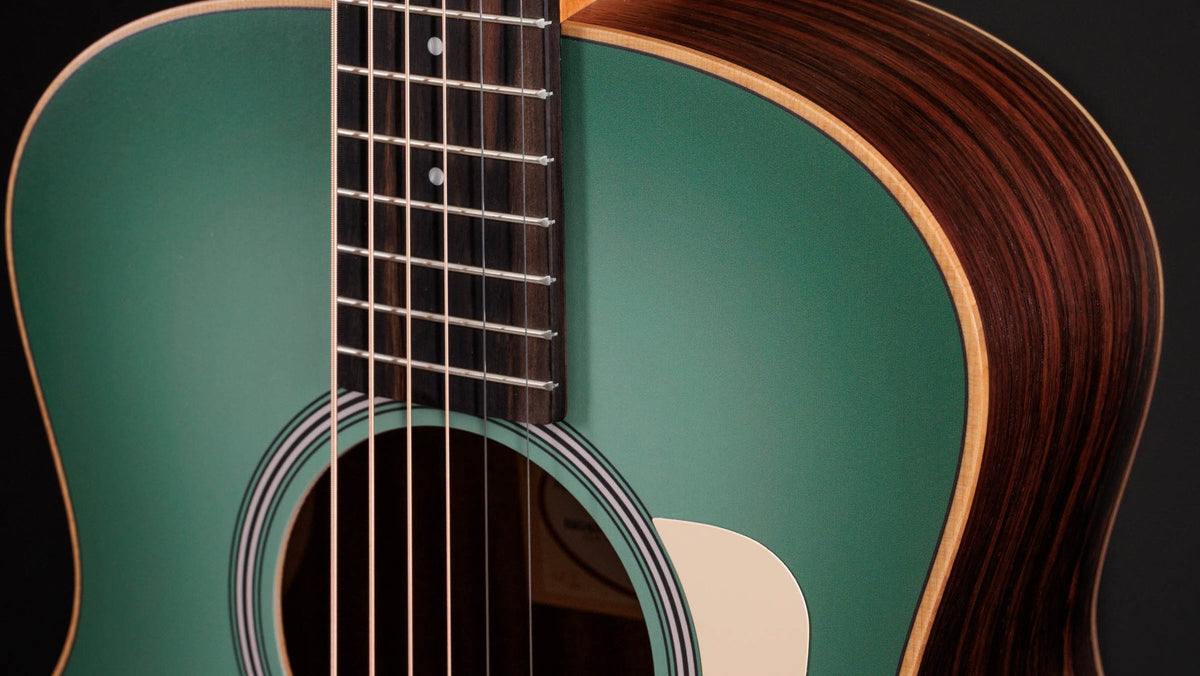 Đàn guitar acoustic điện Taylor GS Mini-e Special Edition màu Vintage Teal Burst – cận thùng đàn mặt trước