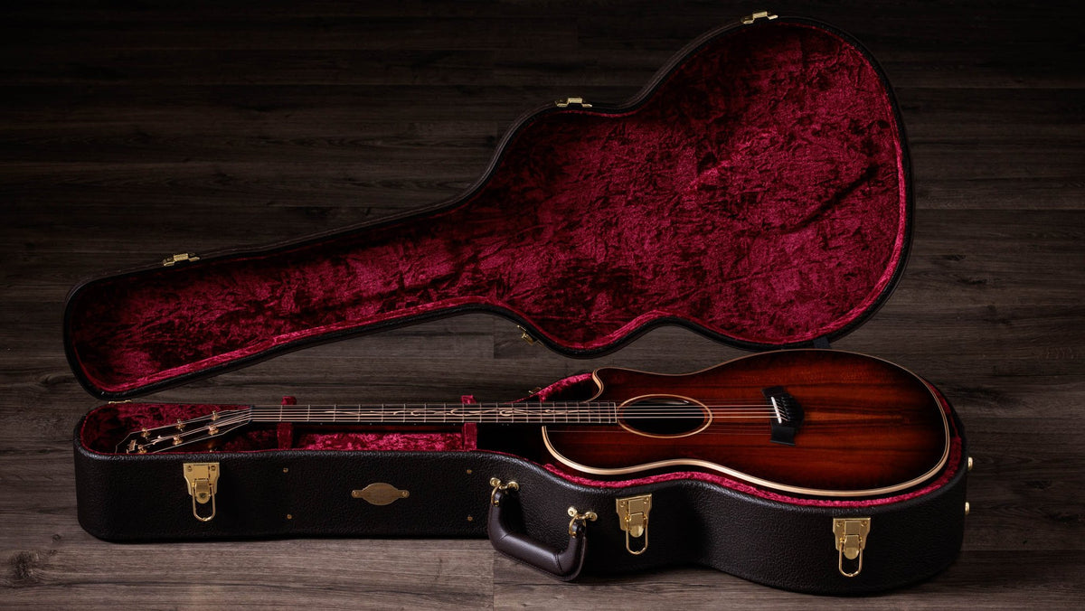 Đàn guitar acoustic điện Taylor K24ce – hộp đàn đi kèm