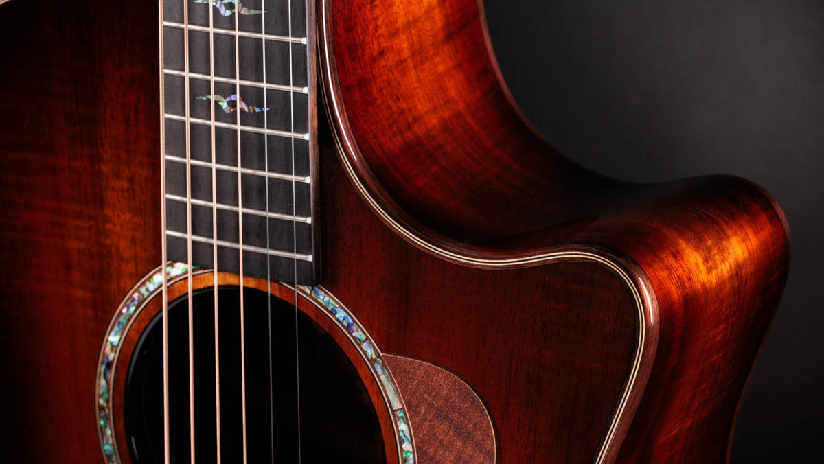 Đàn guitar acoustic điện Taylor K24ce Special Edition – cận thùng đàn mặt trước