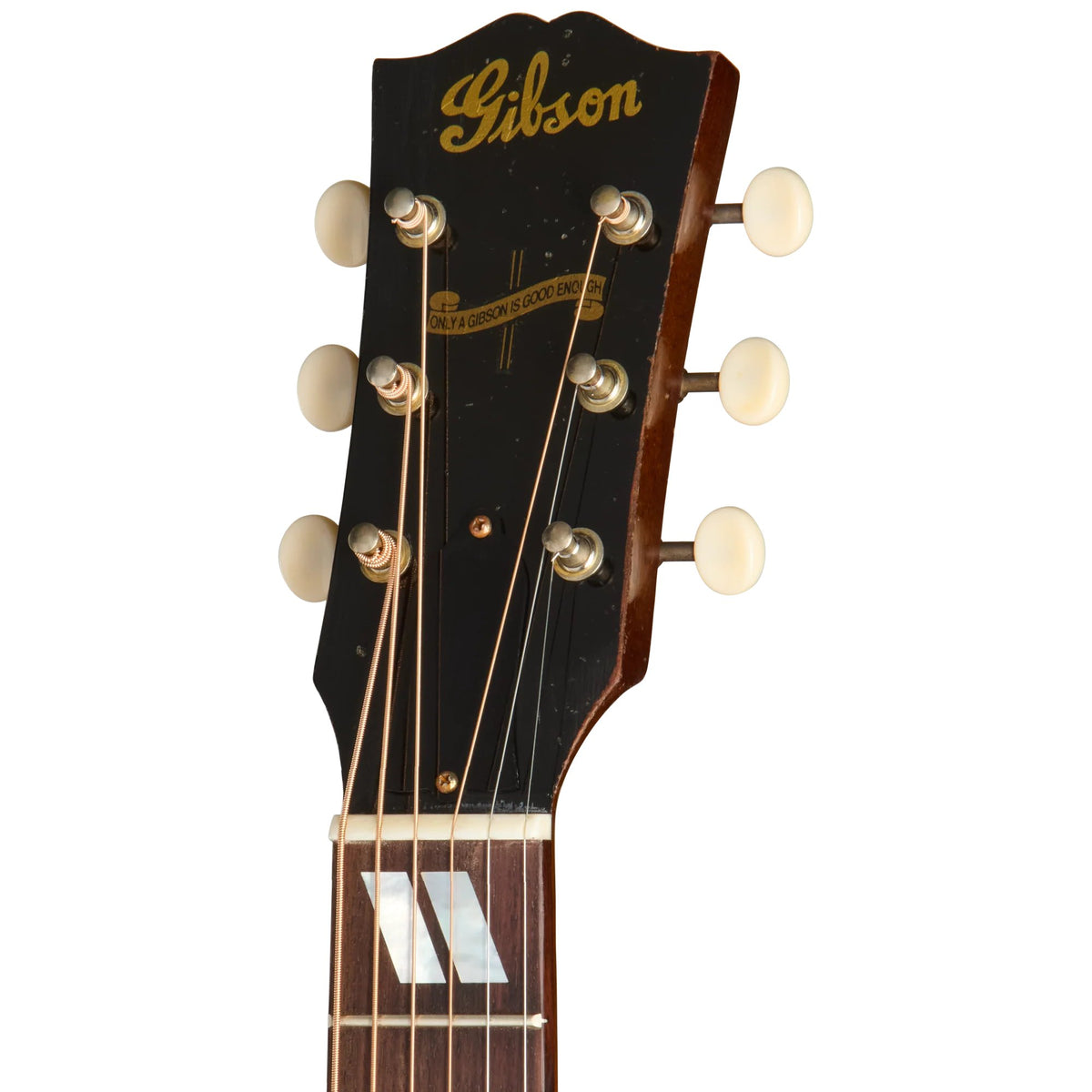 Đàn guitar acoustic Gibson Custom 1942 Banner Southern Jumbo Ebony Top màu Light Aged Ebony Top – cận đầu đàn và logo Gibson