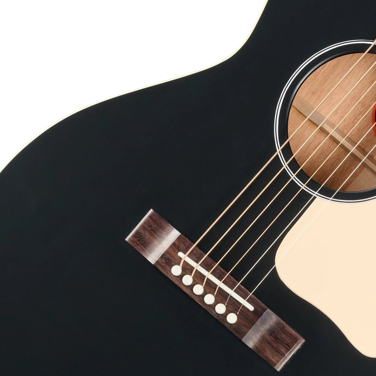 Đàn guitar acoustic Gibson L-00 Century 12-Fret màu Ebony – cận lỗ thoát âm và ngựa đàn