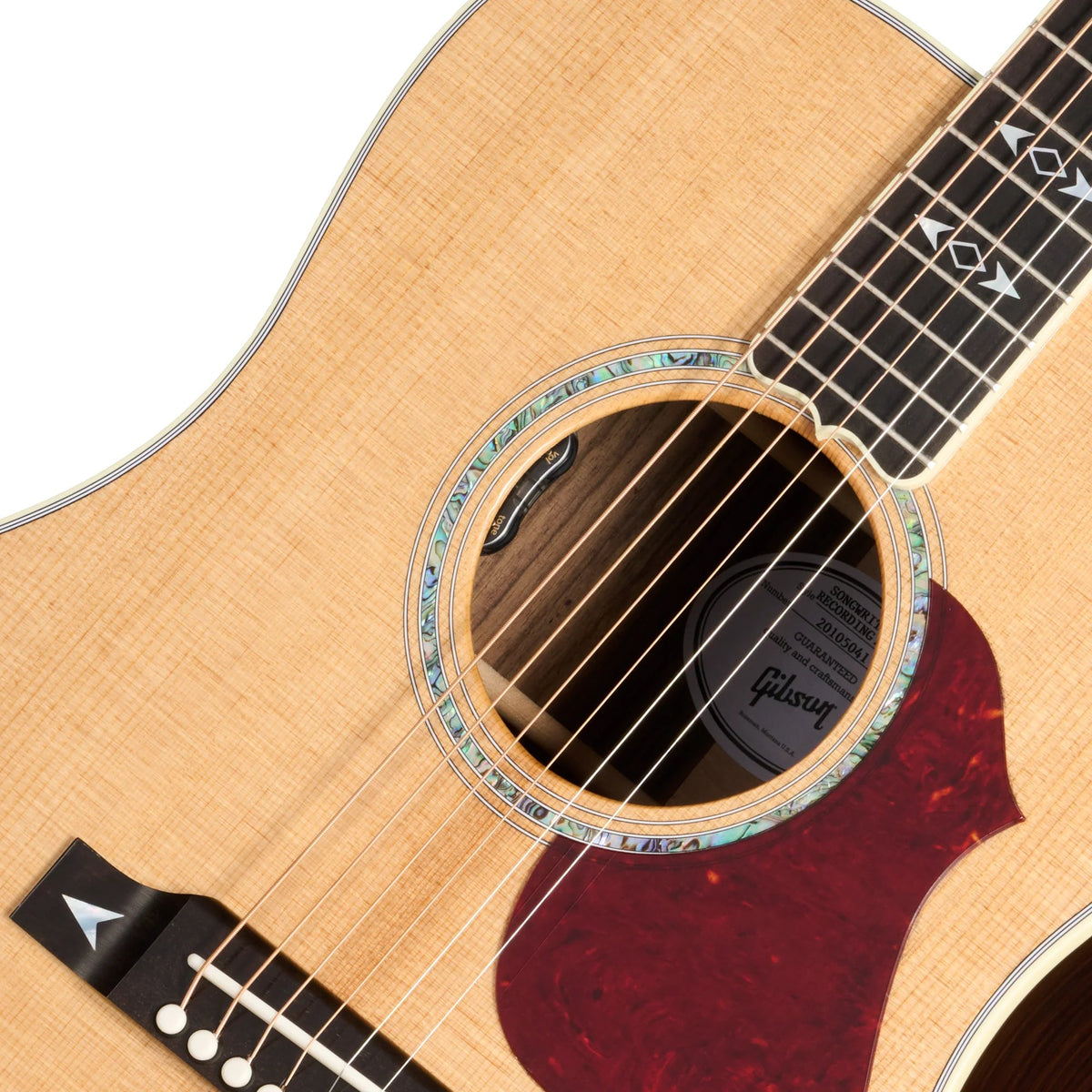 Đàn guitar acoustic Gibson Songwriter Recording Artist màu Antique Natural – cận hoa văn viền lỗ thoát âm (rosette)