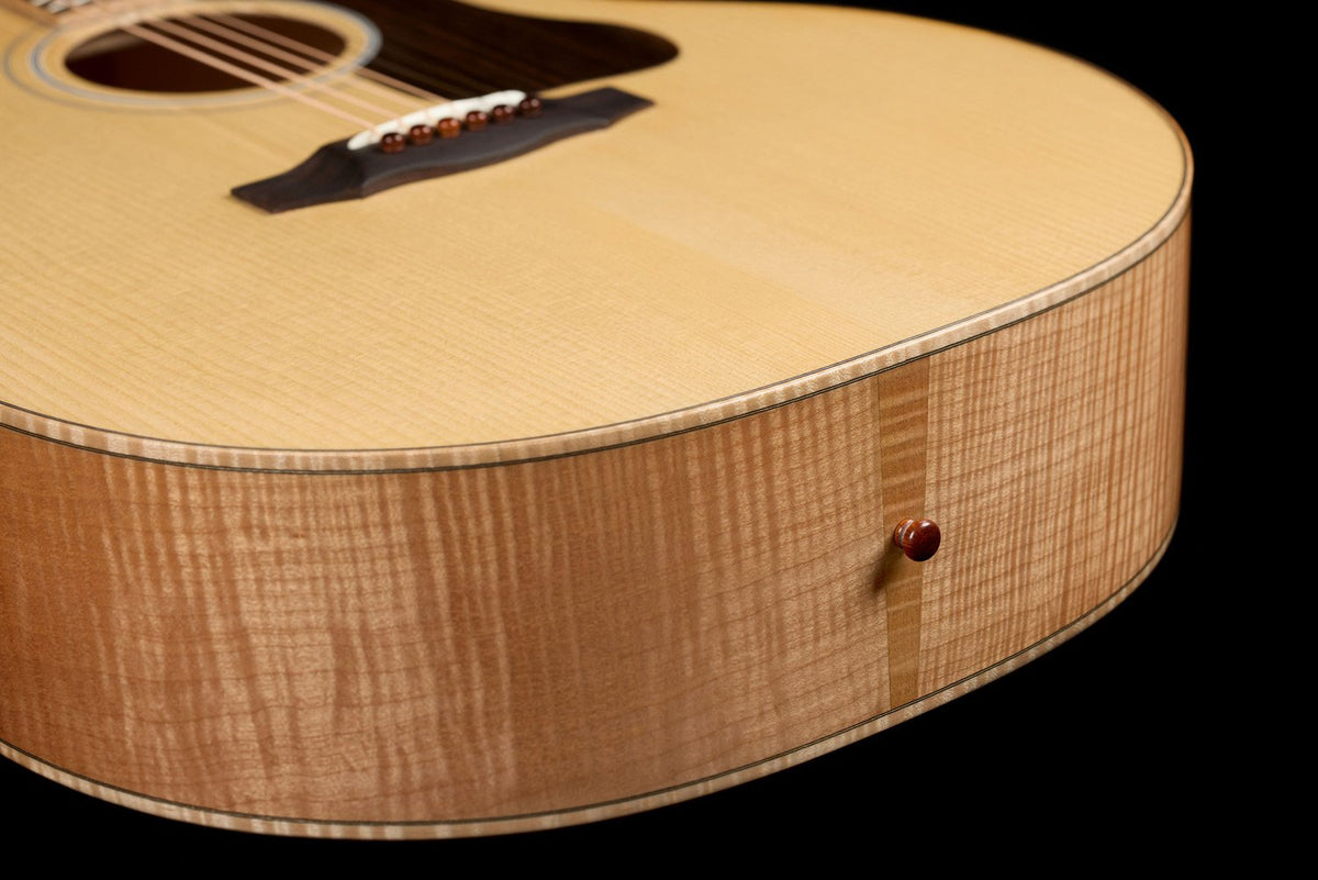 Đàn guitar acoustic Guild VR1 F-40 Au Naturel màu Natural – cận jack cắm và nút đeo dây