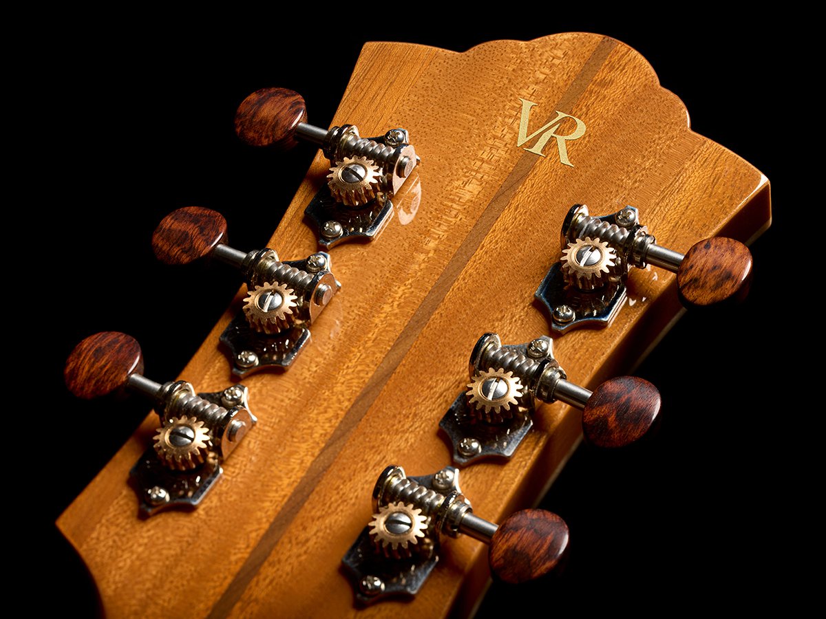 Đàn guitar acoustic Guild VR1 F-40 Au Naturel màu Natural – mặt sau đầu đàn và bộ khóa lên dây