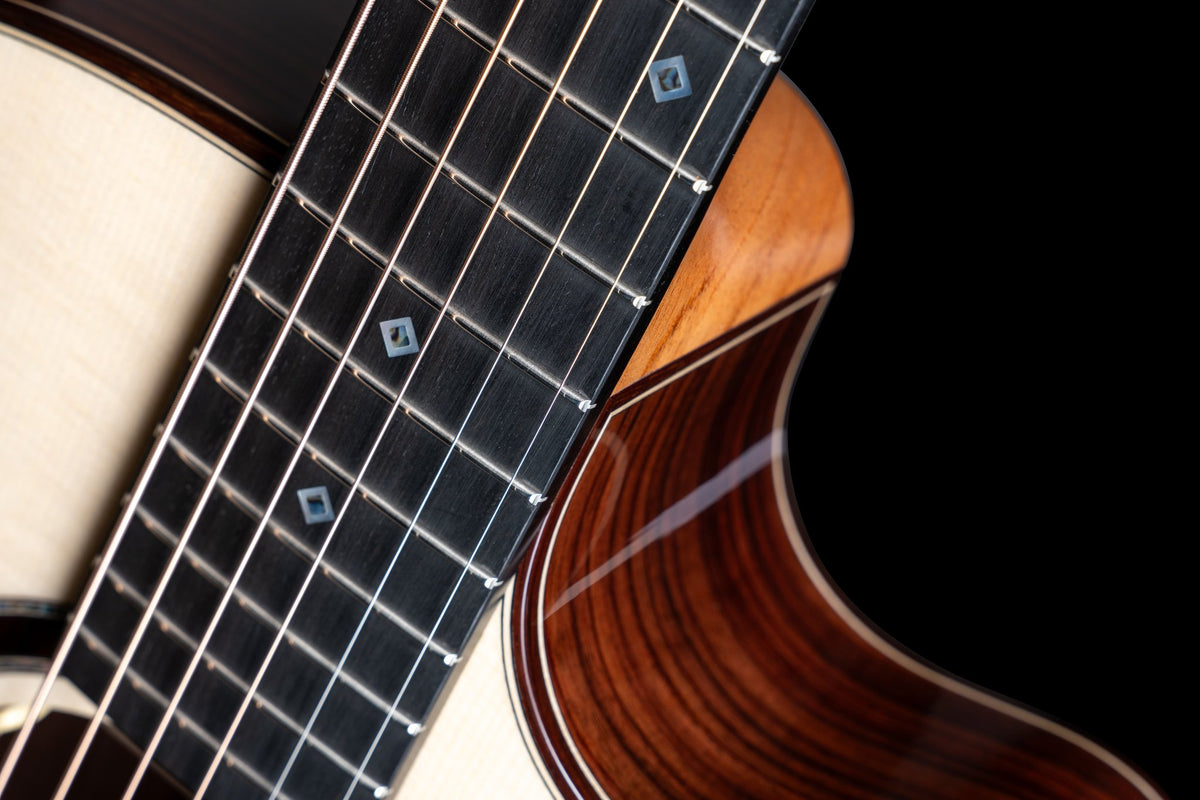 Đàn guitar acoustic Lakewood M-32 CP Deluxe màu Natural – cận cần đàn và mặt phím