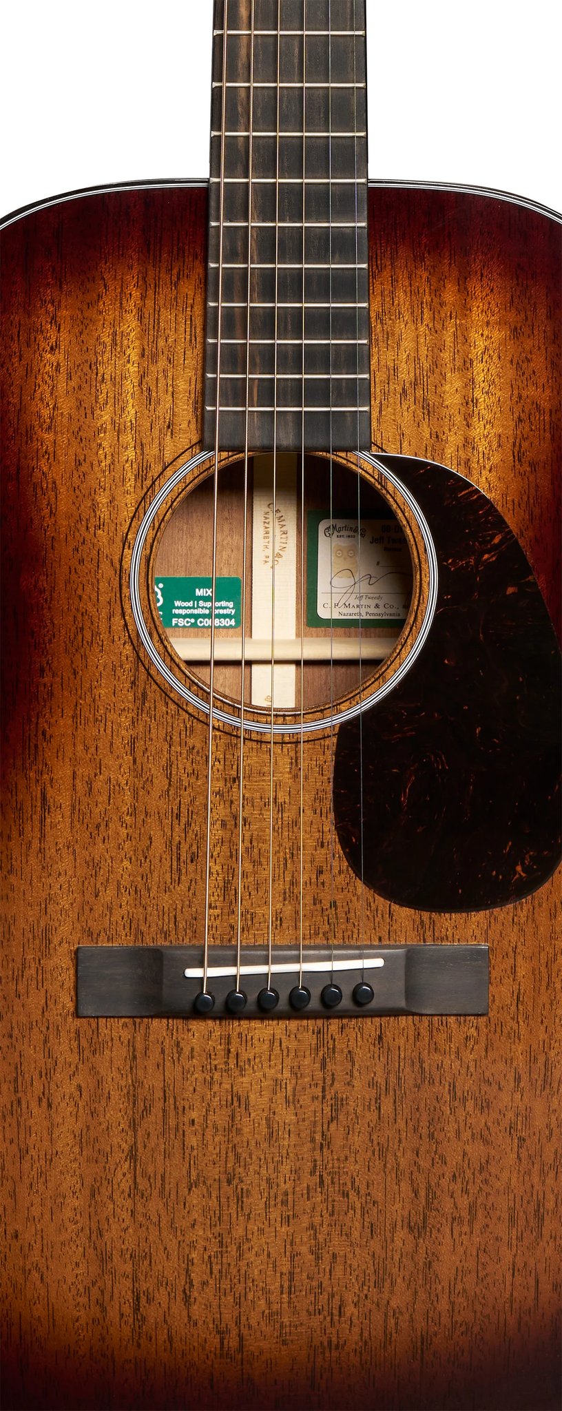 Đàn guitar acoustic Martin 00DB Jeff Tweedy màu Tweedy Burst – cận thùng đàn mặt trước