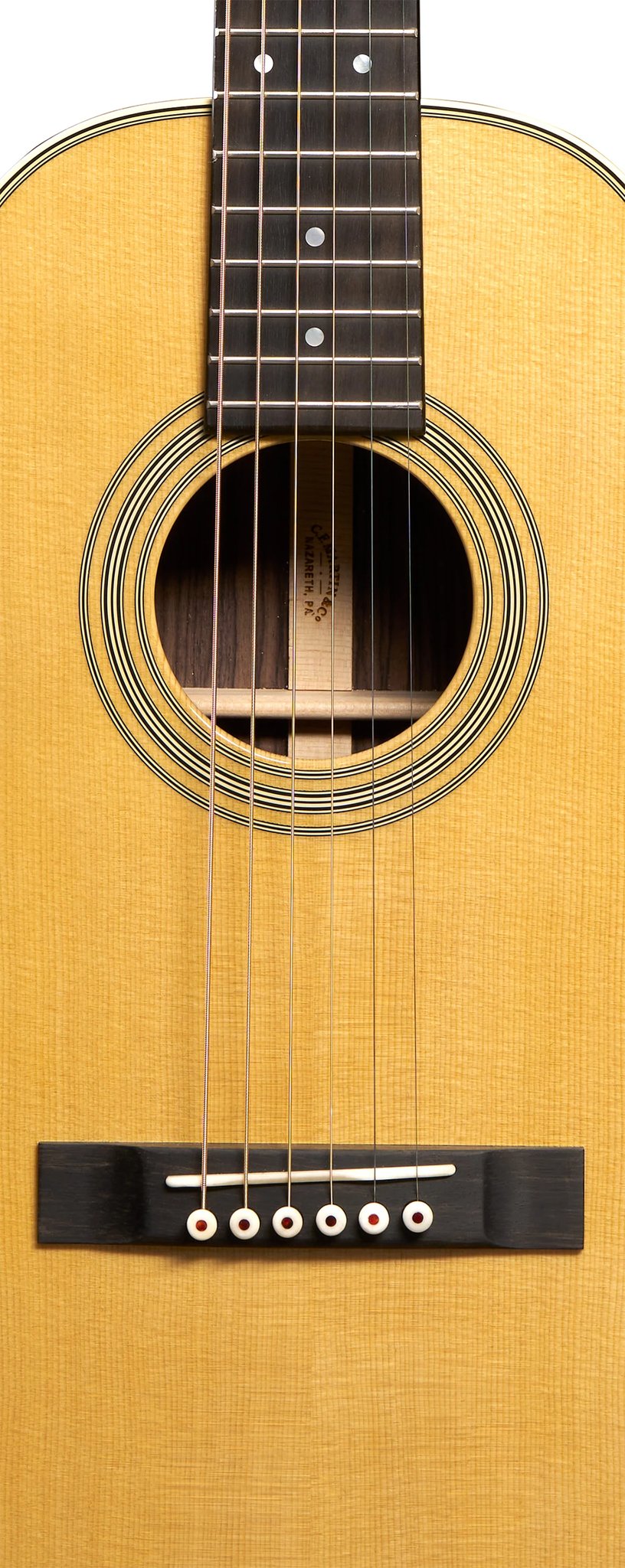 Đàn guitar acoustic Martin 5-28 Terz màu Aging Toner – cận thùng đàn mặt trước