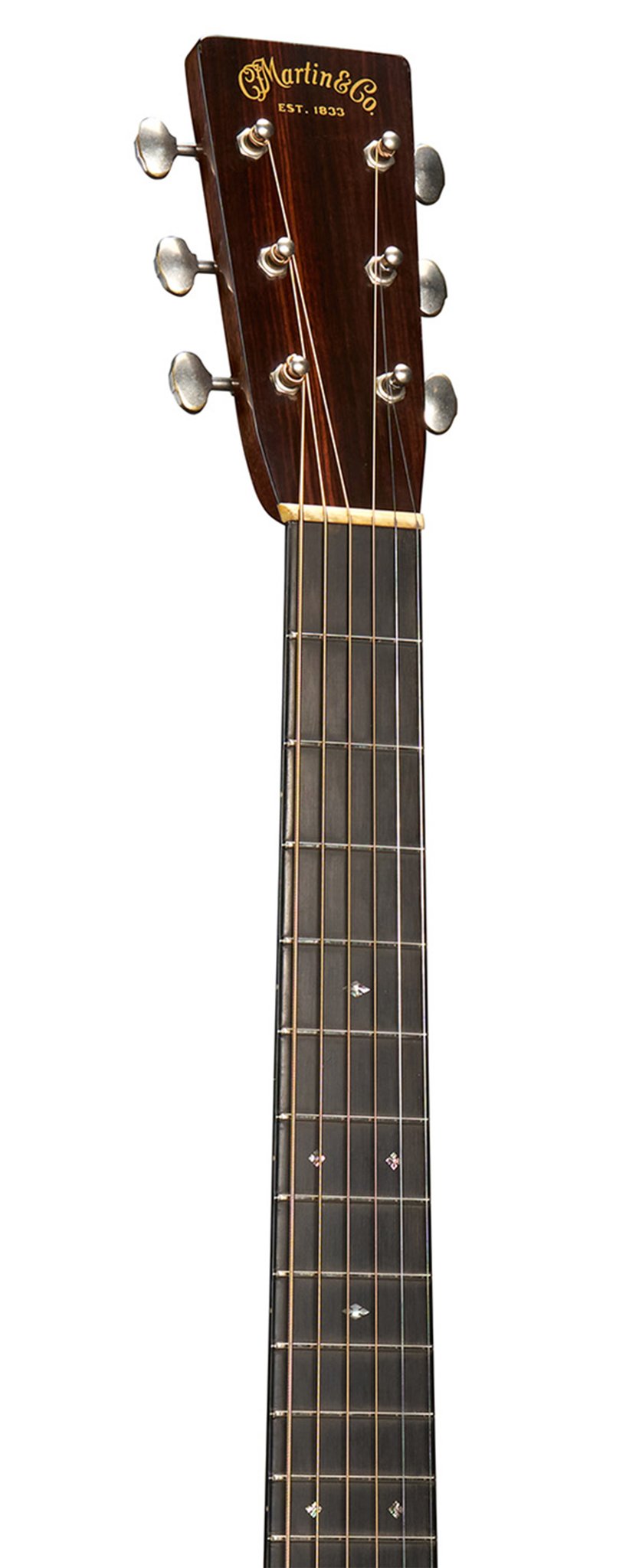 Đàn guitar acoustic Martin Custom Shop 000-28 1937 Madagascar Rosewood màu Vintage Toner – cận đầu đàn và logo Martin