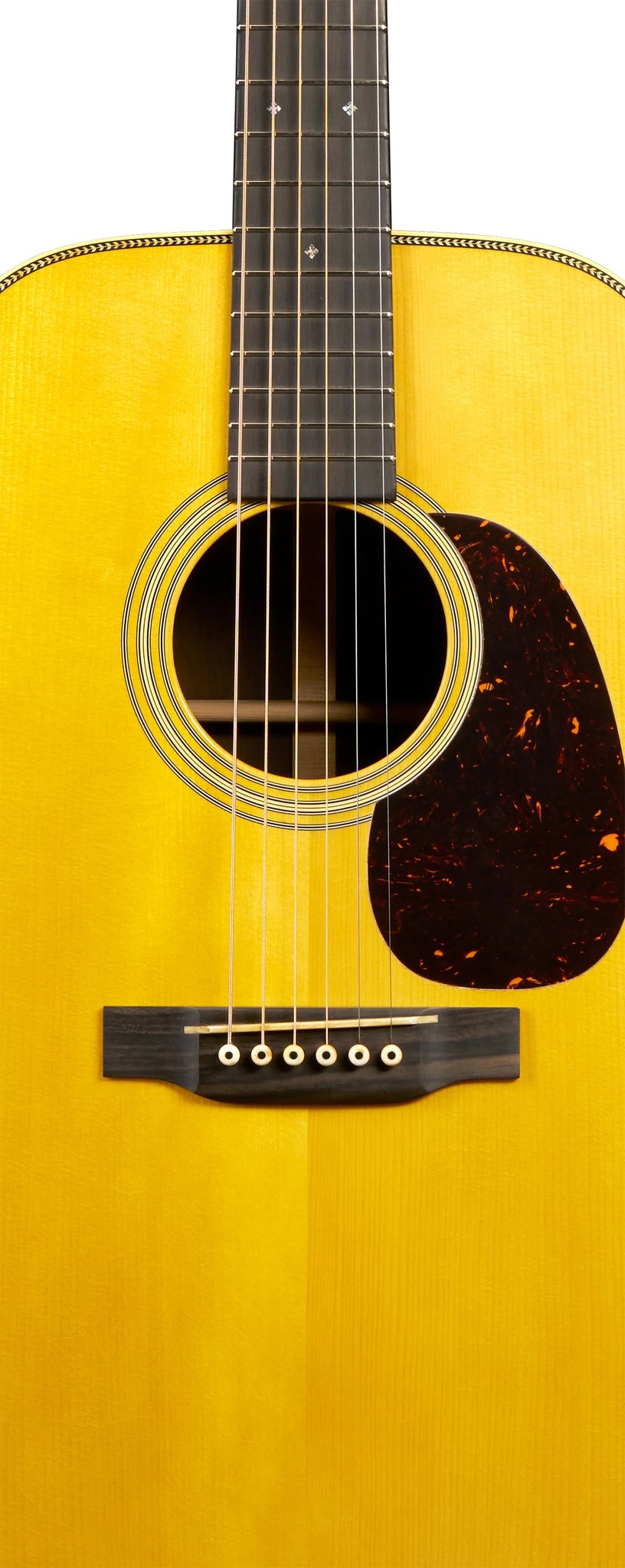 Đàn guitar acoustic Martin Custom Shop D-28 1937 Brazilian Rosewood màu Vintage Toner – cận thùng đàn mặt trước