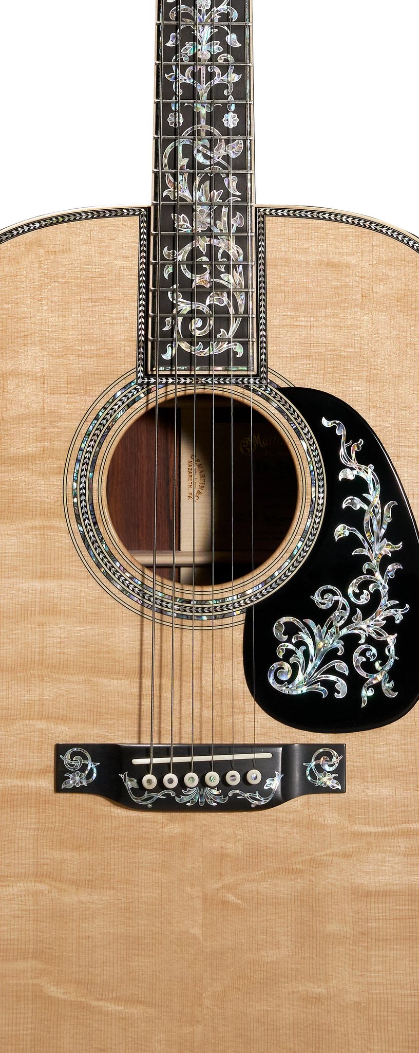Đàn guitar acoustic Martin D-50 CFM IV 50th Anniversary màu Natural – cận thùng đàn mặt trước