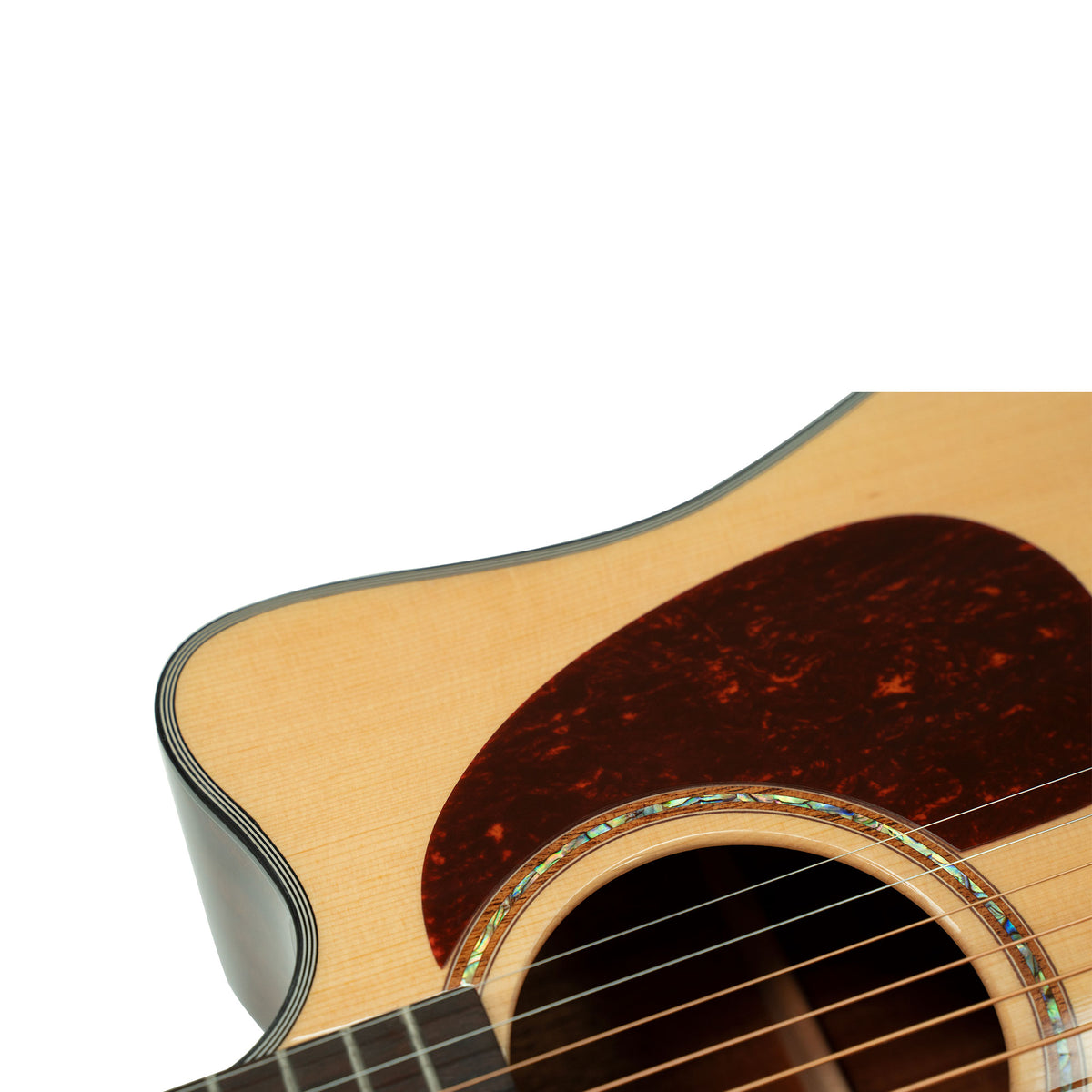 Đàn guitar acoustic Saga SF830C – ảnh chính hãng, cận cảnh lỗ thoát âm