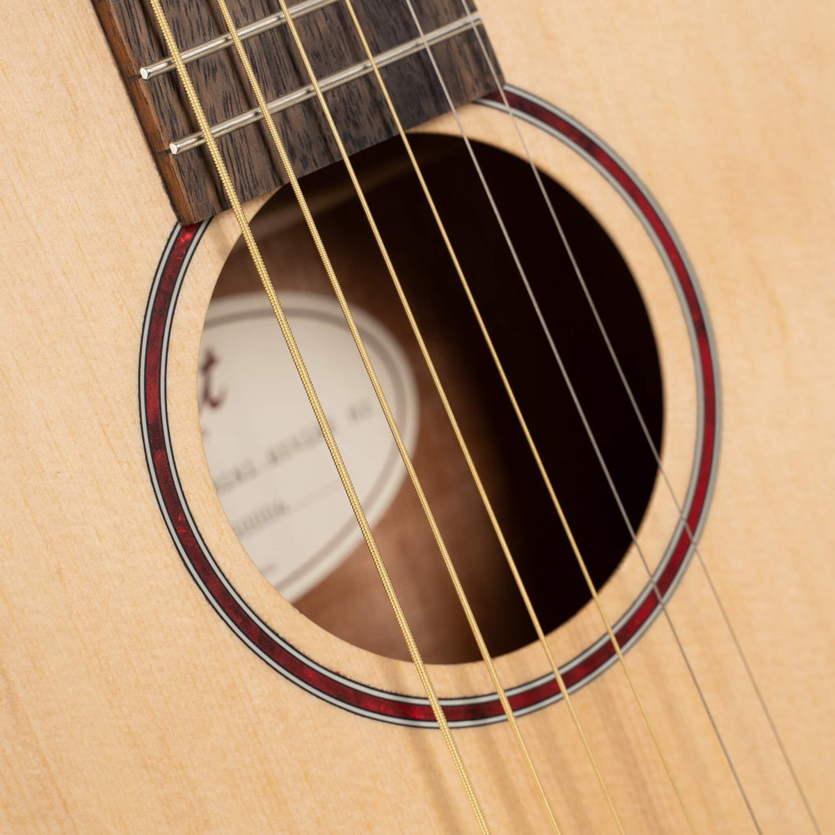 Đàn guitar acoustic thông minh Cort Earth GO màu Open Pore – cận hoa văn viền lỗ thoát âm (rosette)