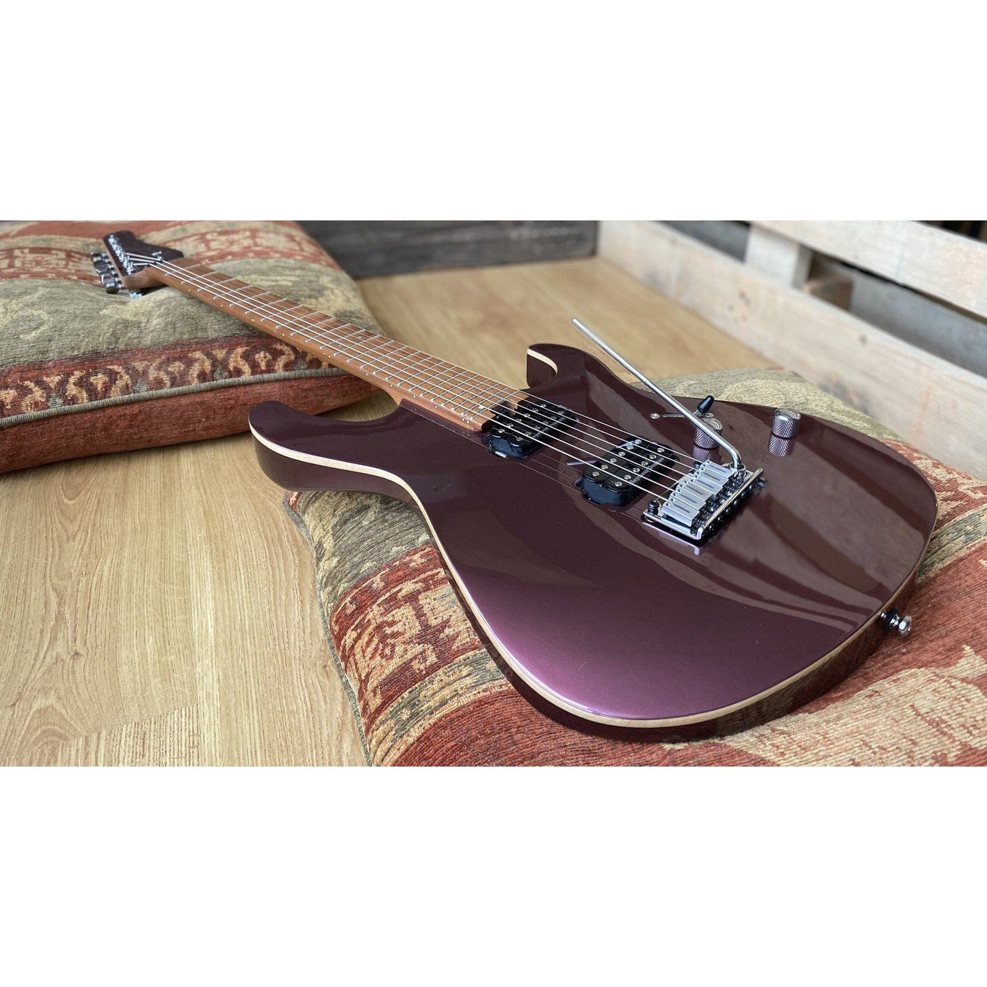Đàn Guitar Điện Cort G300 Pro, Vivid Burgundy