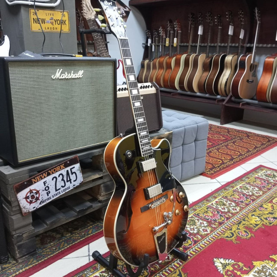 Đàn Guitar Điện Hollow Body Cort Yorktown-BV