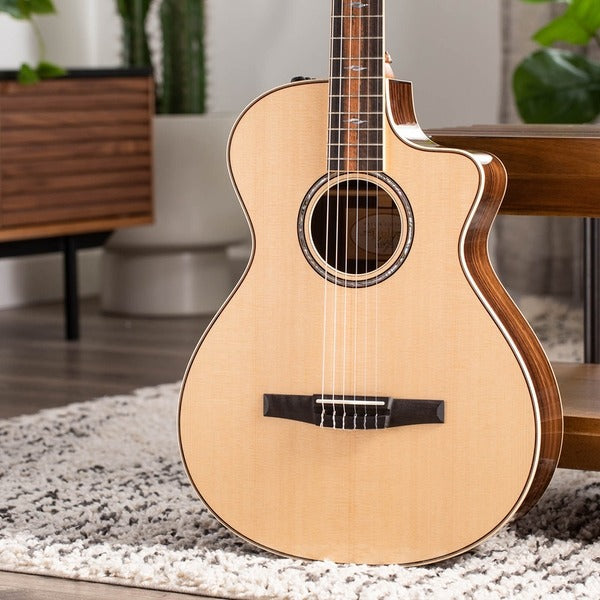 Taylor 812CEN