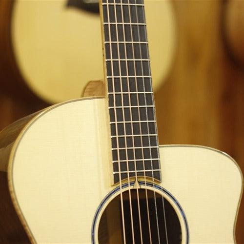 Guitar Acoustic Trần BC69