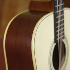 Guitar Acoustic Trần DHD24