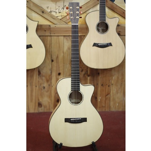 Guitar Acoustic Trần LC32