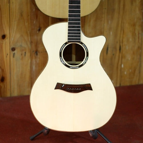 Guitar Acoustic Trần TV60