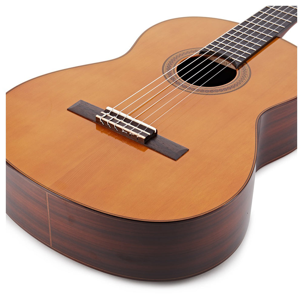 Đàn Guitar Classic Yamaha CG182C