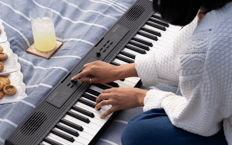 Đàn Organ Alesis Melody 61 MK4 - không gian sử dụng