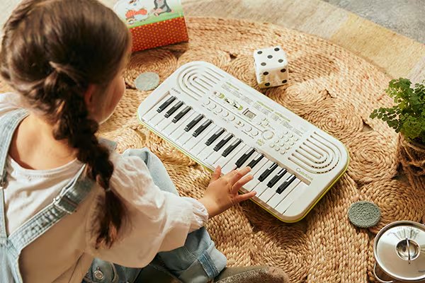 Đàn Organ Casio SA-50 - cận cảnh chi tiết (Trắng)