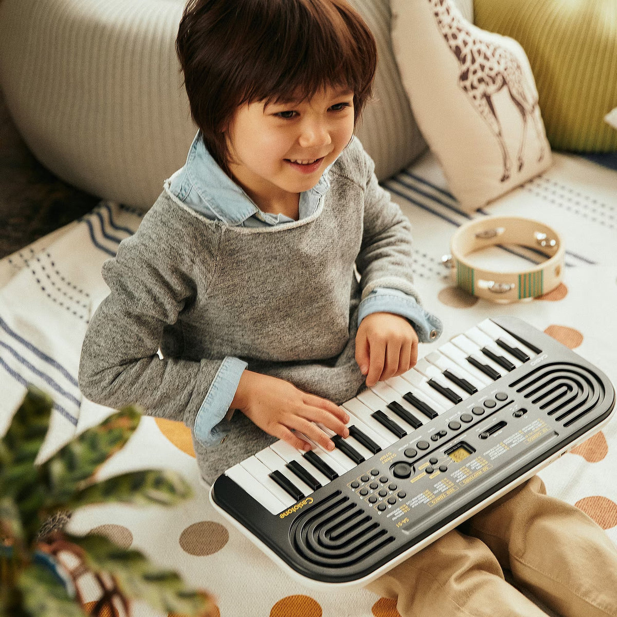 Đàn Organ Casio SA-51 - góc nghiêng (Đen)