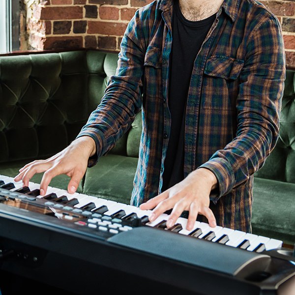 Đàn Organ Korg EK-50 - cận cảnh chi tiết