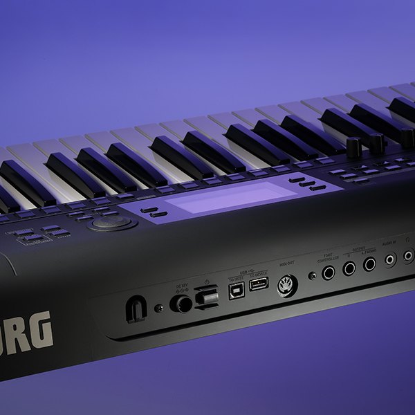 Đàn Organ Korg i3 - cận cảnh chi tiết