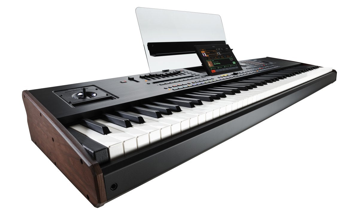 Đàn Organ Korg Pa5X - góc nghiêng