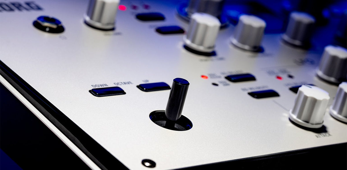 Đàn Synthesizer Korg KingKORG NEO - cận cảnh chi tiết