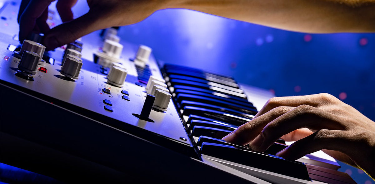 Đàn Synthesizer Korg KingKORG NEO - cận cảnh chi tiết