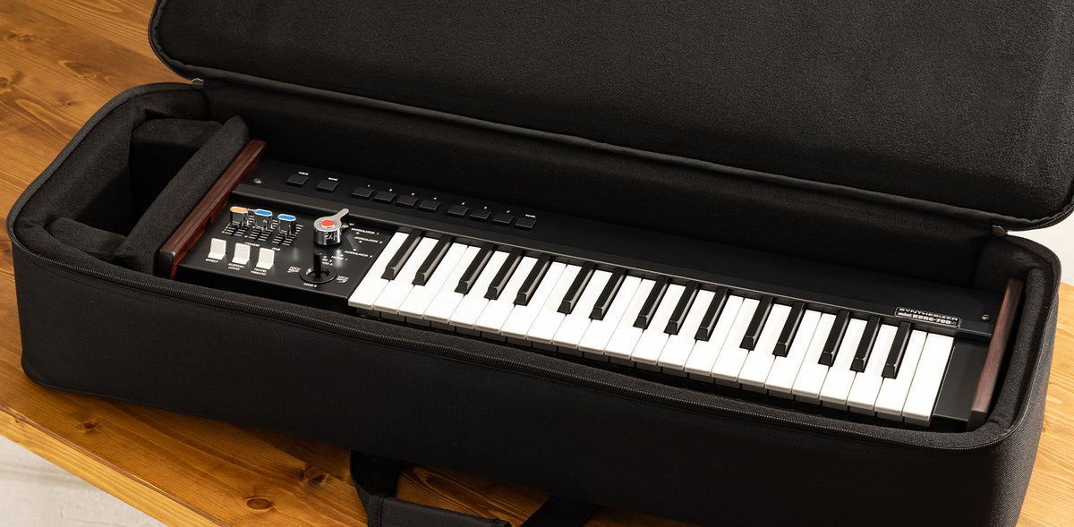 Đàn Synthesizer Korg miniKORG 700Sm - cận cảnh chi tiết