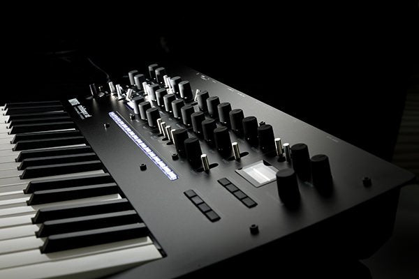 Đàn Synthesizer Korg minilogue xd - cận cảnh chi tiết