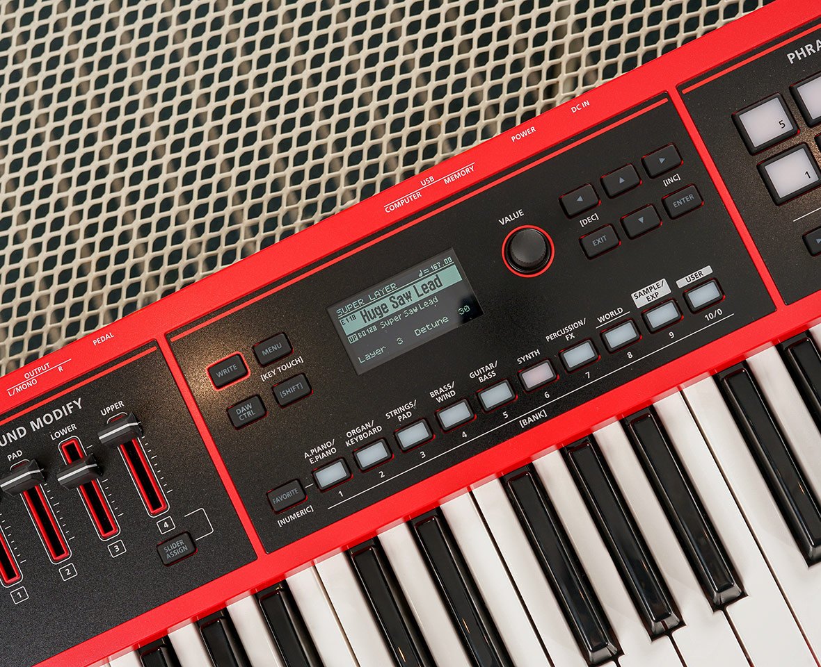 Đàn Synthesizer Roland XPS-10X - cận cảnh chi tiết