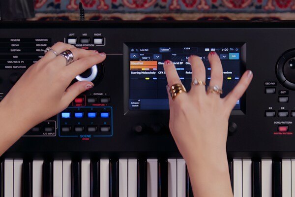 Đàn Synthesizer Yamaha MODX M6 - cận cảnh chi tiết