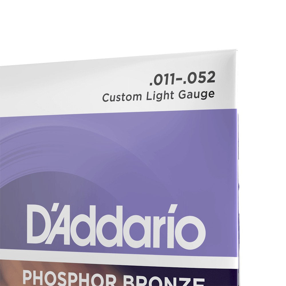 Cận cảnh bao bì dây D'Addario EJ26 11-52 Custom Light