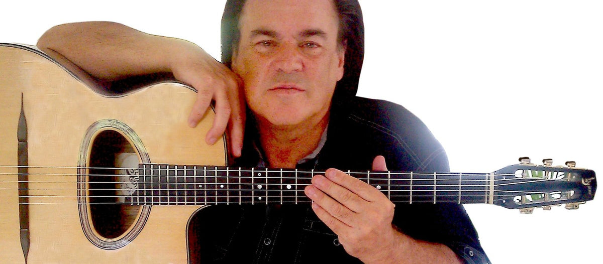 Nghệ sĩ dùng dây Savarez Argentine 1610MF với đàn guitar gypsy jazz – ảnh Savarez giới thiệu (2)