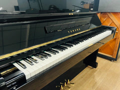 Đàn Piano Cơ Upright Yamaha U1E 
