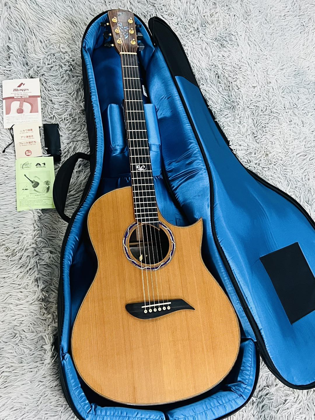 Đàn Guitar Acoustic Morris S107 Cao Cấp All Solid