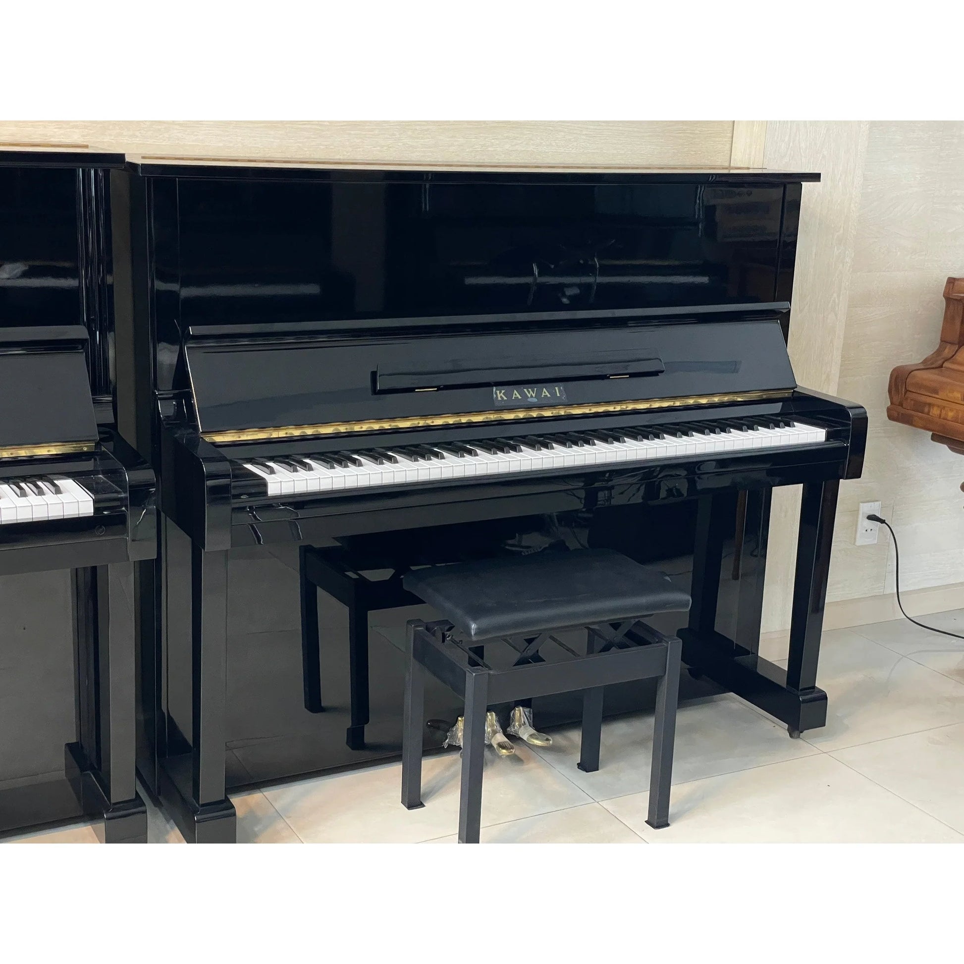 Đàn Piano Cơ Kawai KU1D